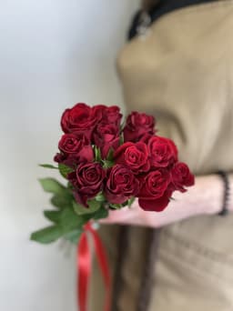 Букет 11шт КРАСНЫЕ Розы Кения 35-40см