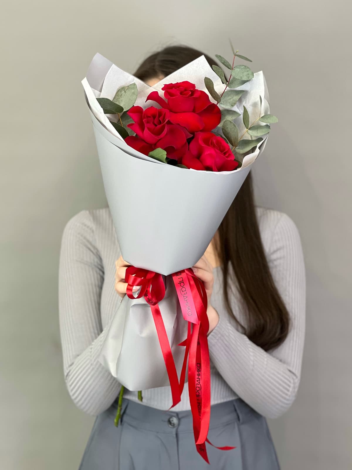 Стильный букет цветов "Amor Amor" S