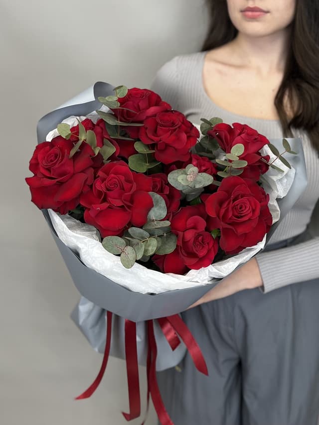 Праздничный букет цветов "Amor Amor" Праздничный букет цветов "Amor Amor"