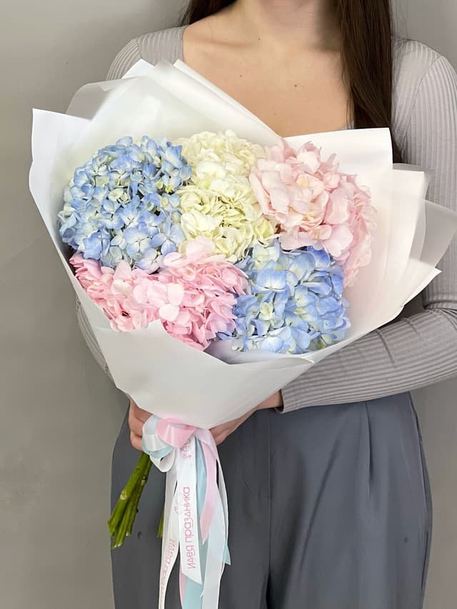 Букет цветов гортензии "Карамель" M Букет цветов гортензии "Карамель" M