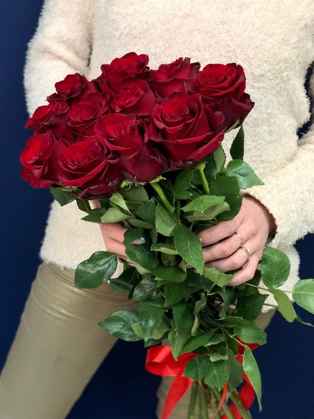 Букет из 11 красных роз Эквадор 90 см Букет из 11 красных роз Эквадор 90 см