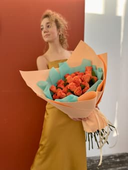 Букет из 35 оранжевых Роз в фоамиране