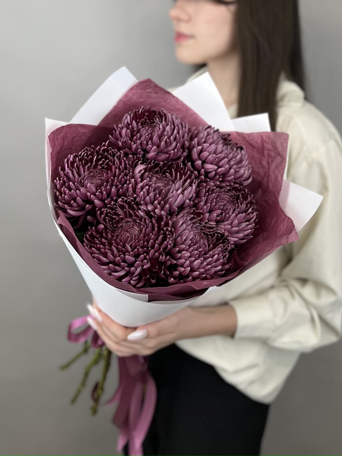 Букет из 7 фиолетовых хризантем Bigoudi