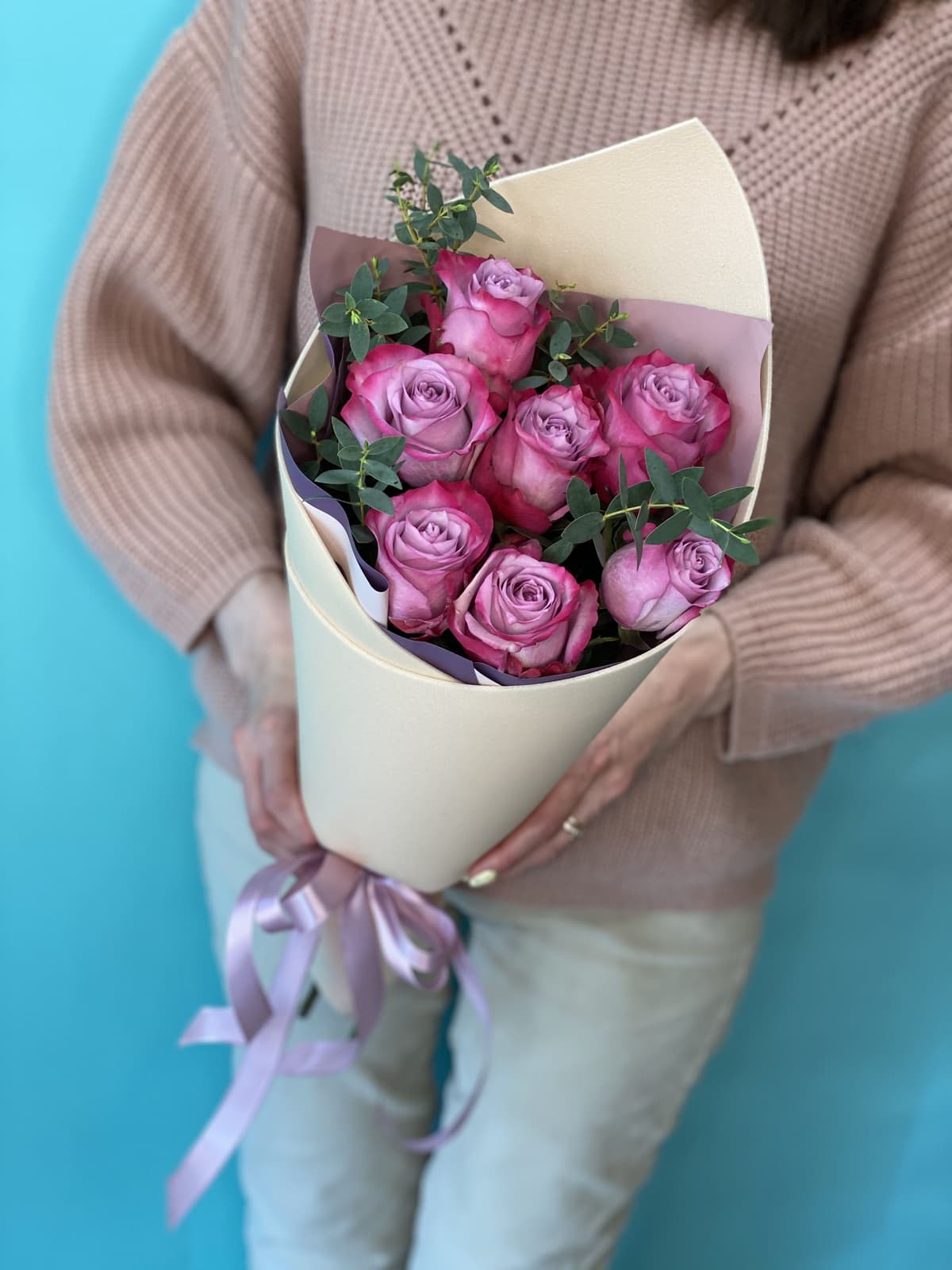 Букет из 7 сиреневых Роз Эквадор в фоамиране 60 см