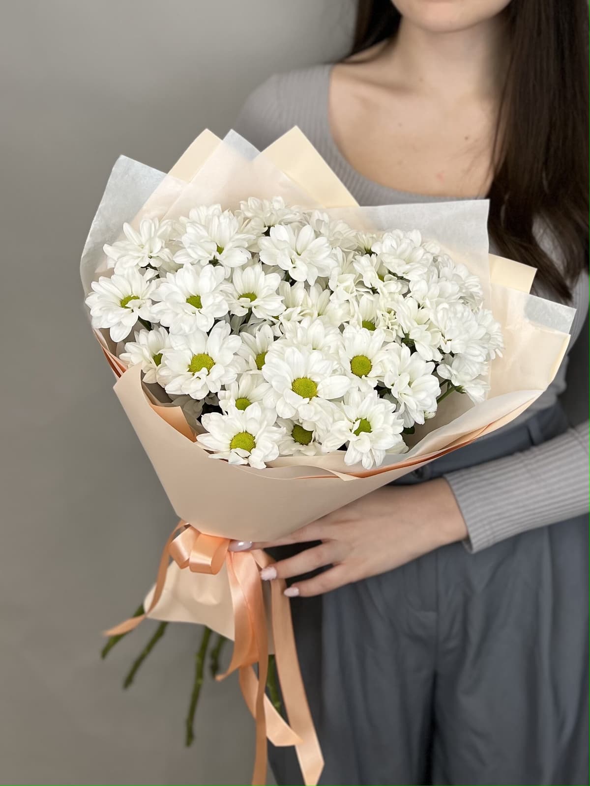 Оригинальный букет хризантем "Бакарди" S