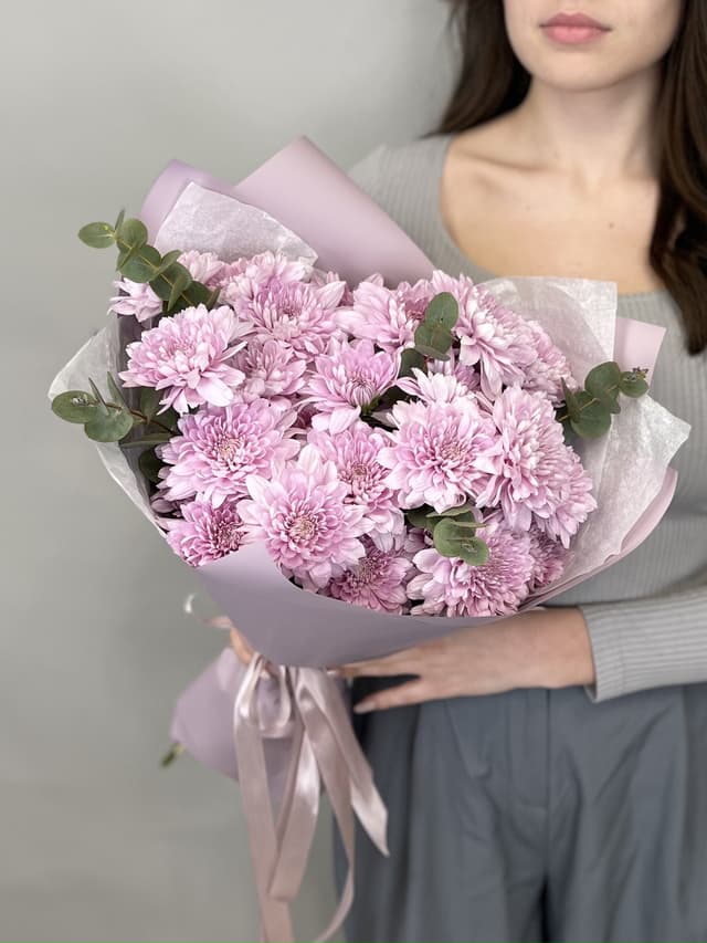 Дизайнерский букет хризантем "Lavander" Дизайнерский букет хризантем "Lavander"