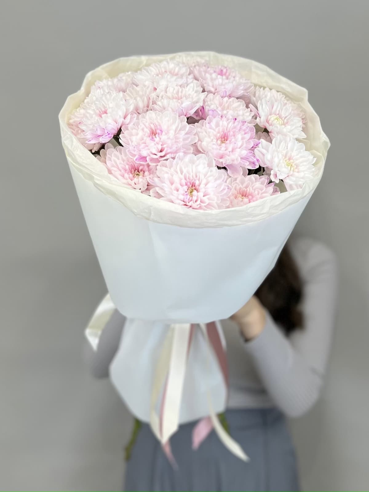 Красочный букет хризантем "Marie"