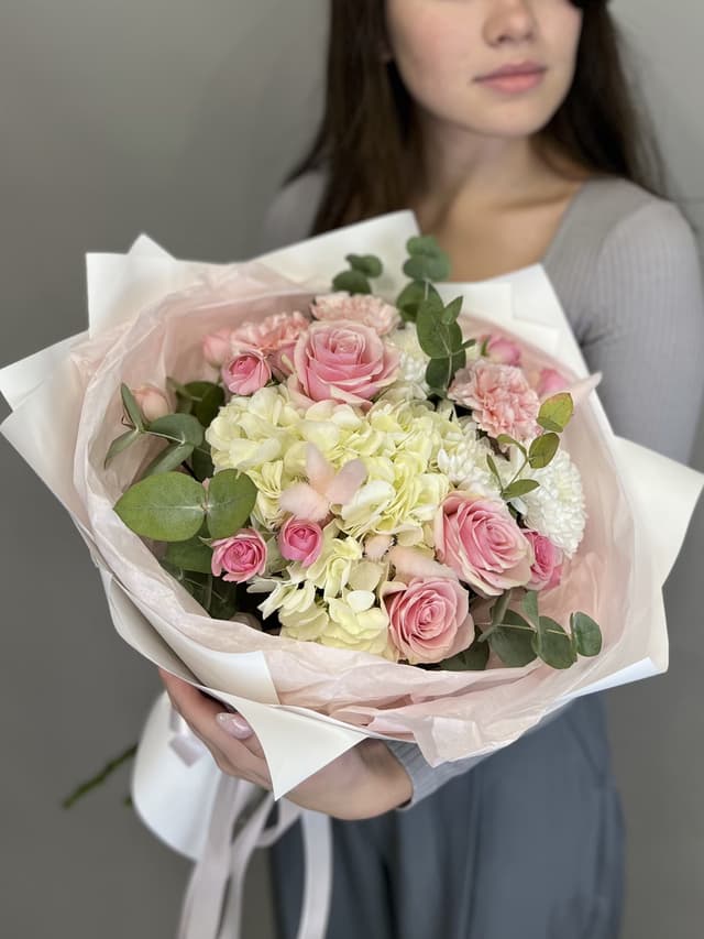 Свежий букет "Мамина нежность" Свежий букет "Мамина нежность"