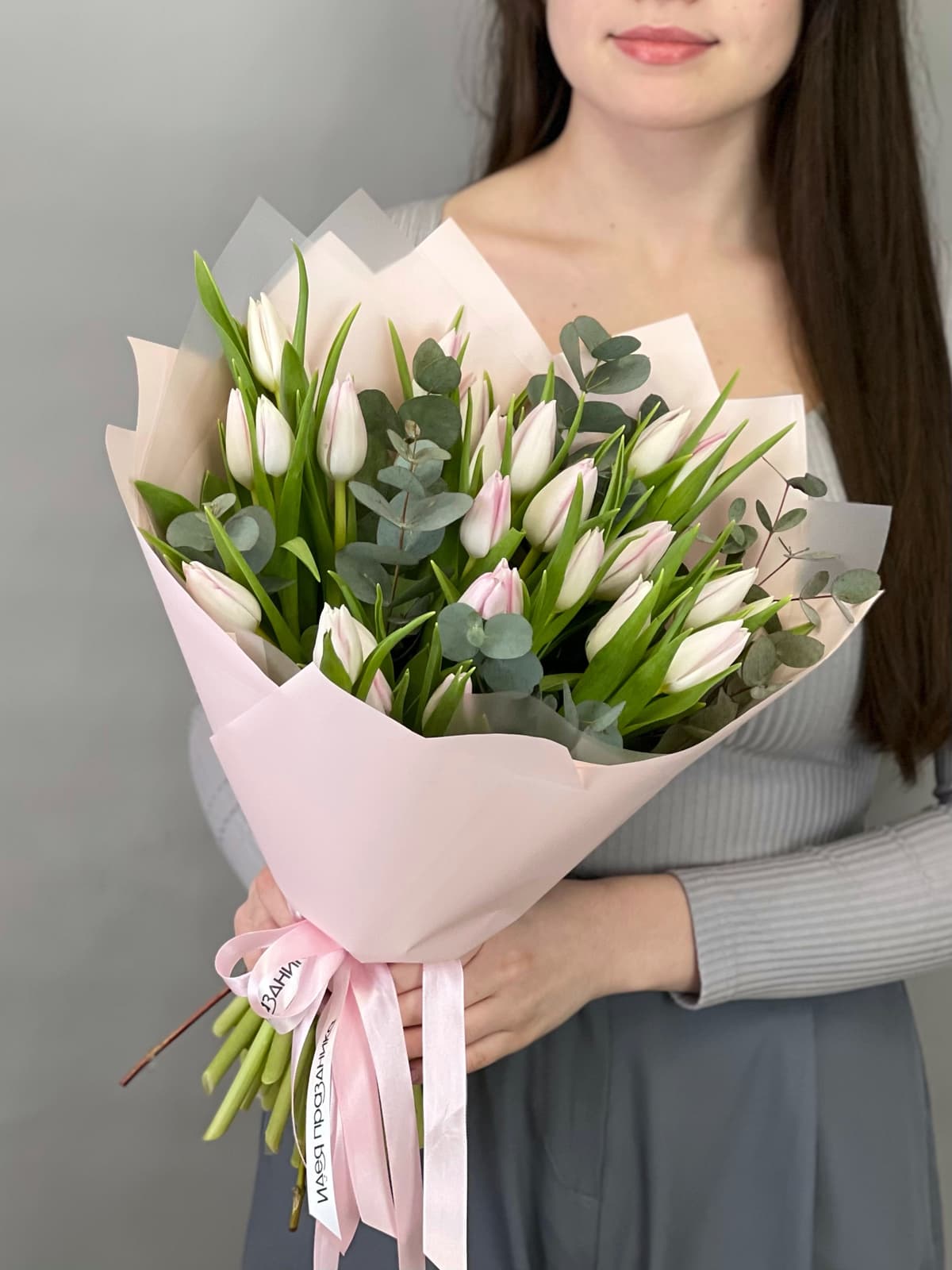 Свежий букет тюльпанов "Pinky" L