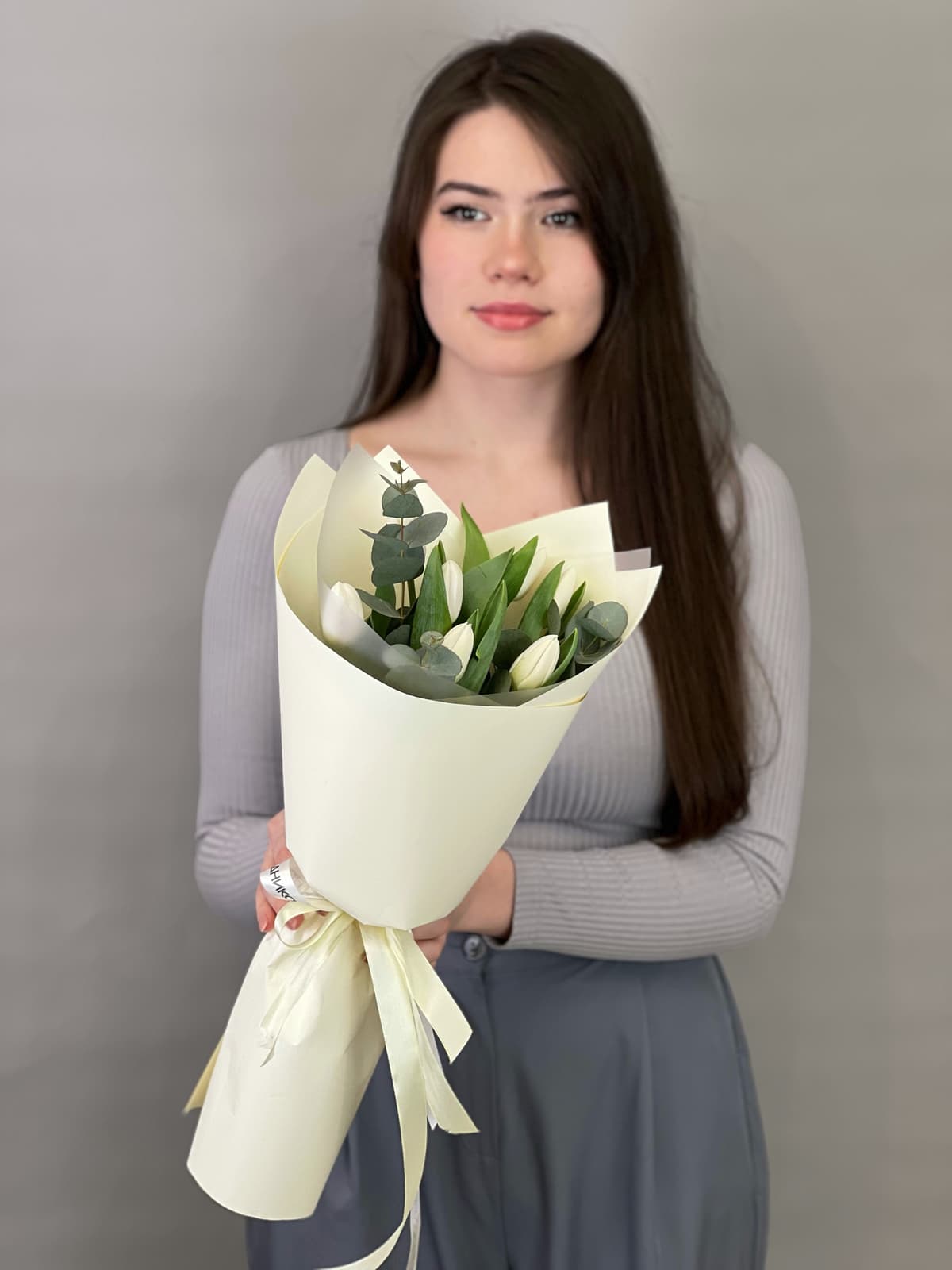 Популярный букет тюльпанов "Snowy" XXS