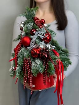 Елка "Silver red"