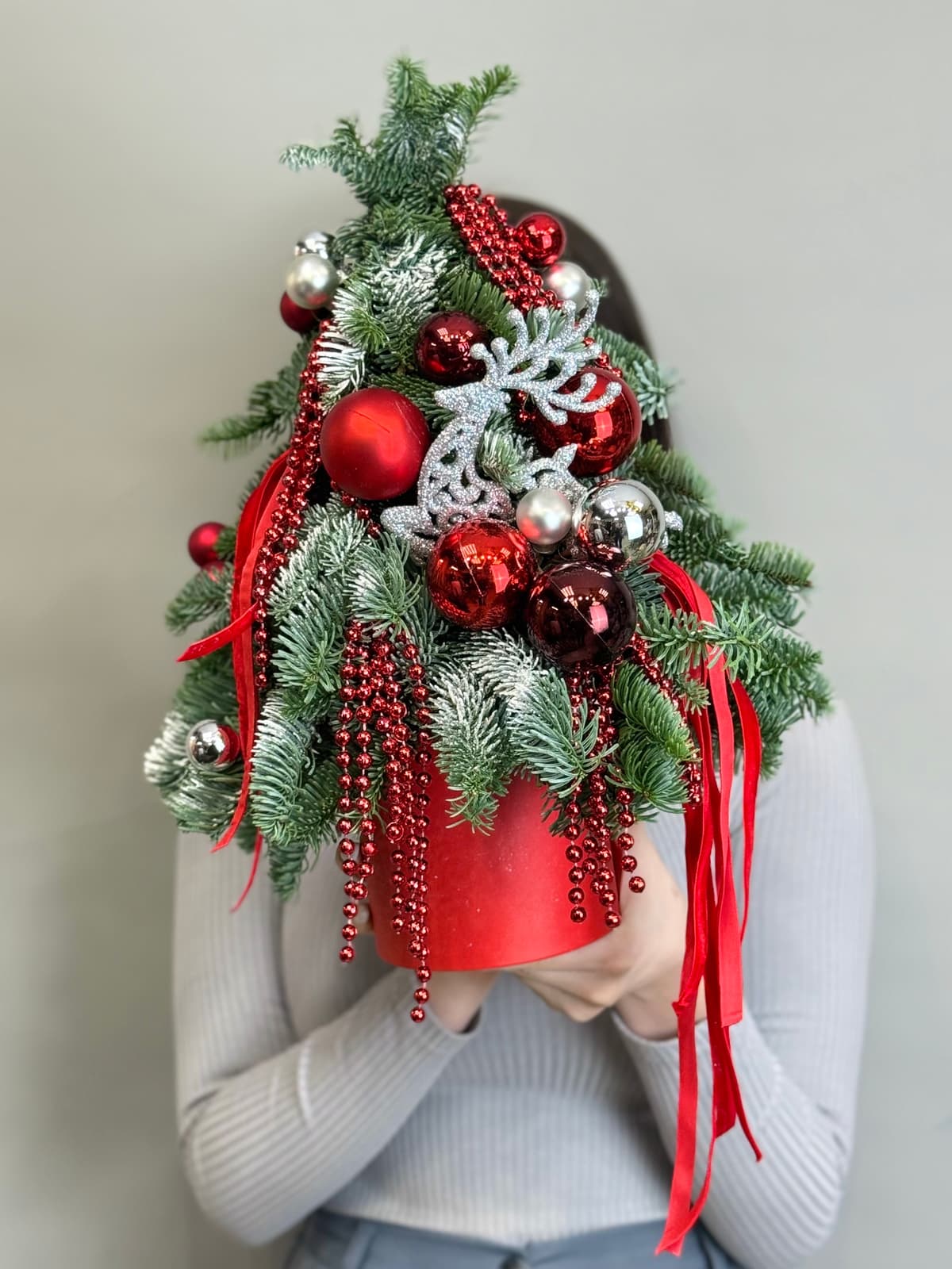 Елка "Silver red"