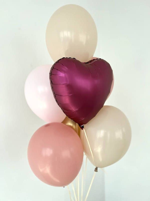 Фонтан из шаров «Бордо и розовый» Фонтан из шаров «Бордо и розовый»