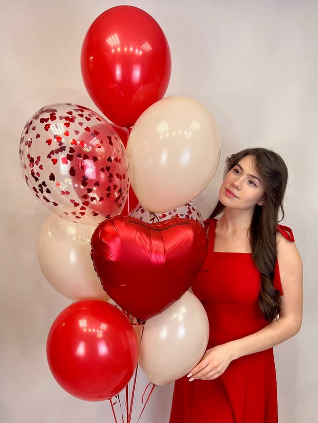 Фонтан из шаров «Красные сердечки» Фонтан из шаров «Красные сердечки»