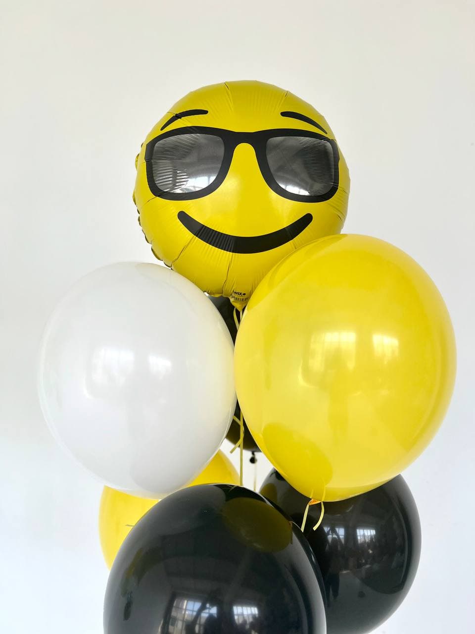 Фонтан из шаров «Смайл»