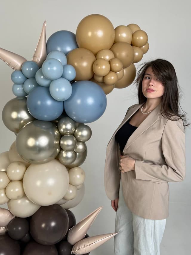 Гирлянда из шаров «Латте&Ретро голубой» Гирлянда из шаров «Латте&Ретро голубой»