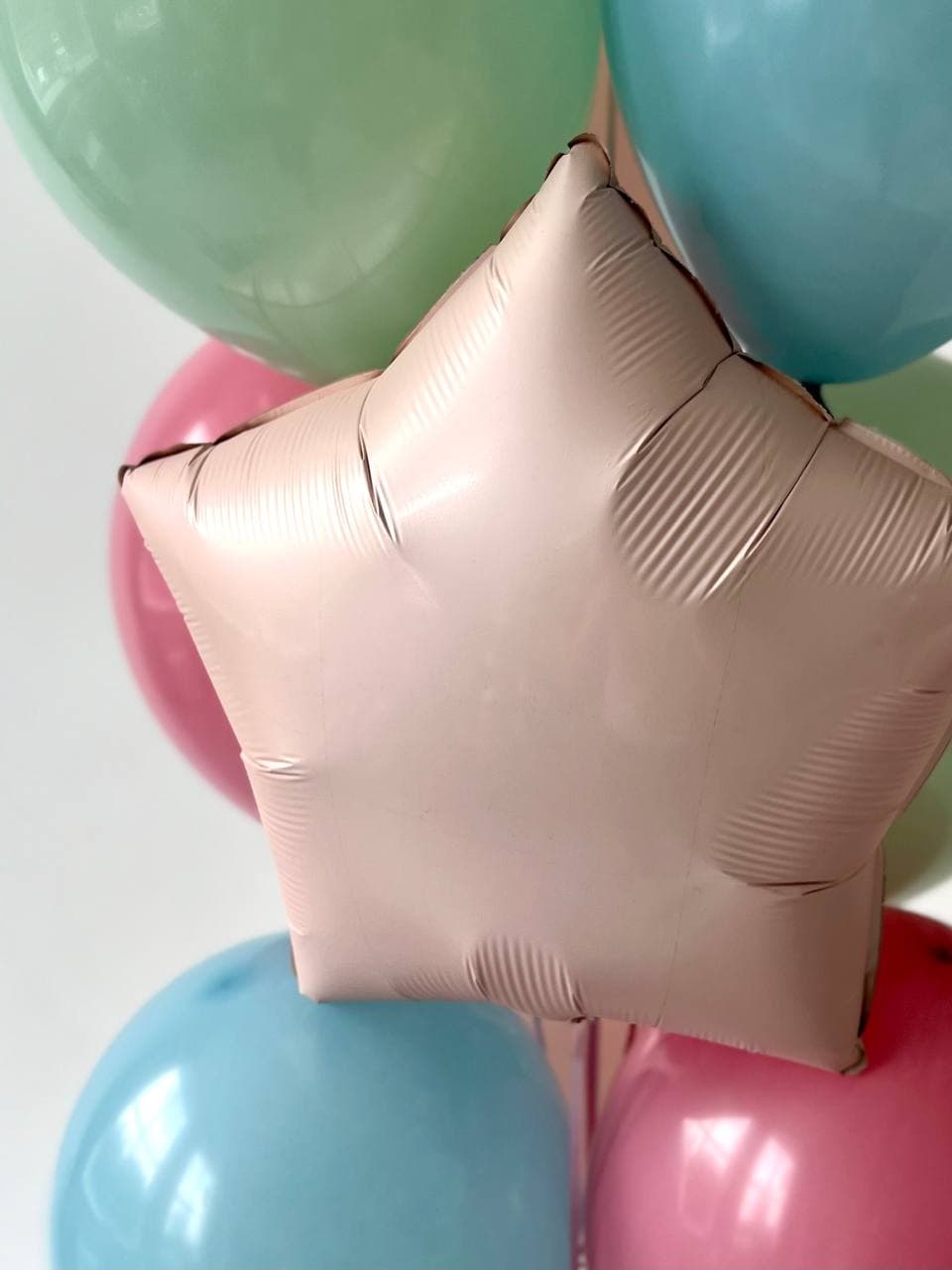 Композиция из шаров «морской единорог»