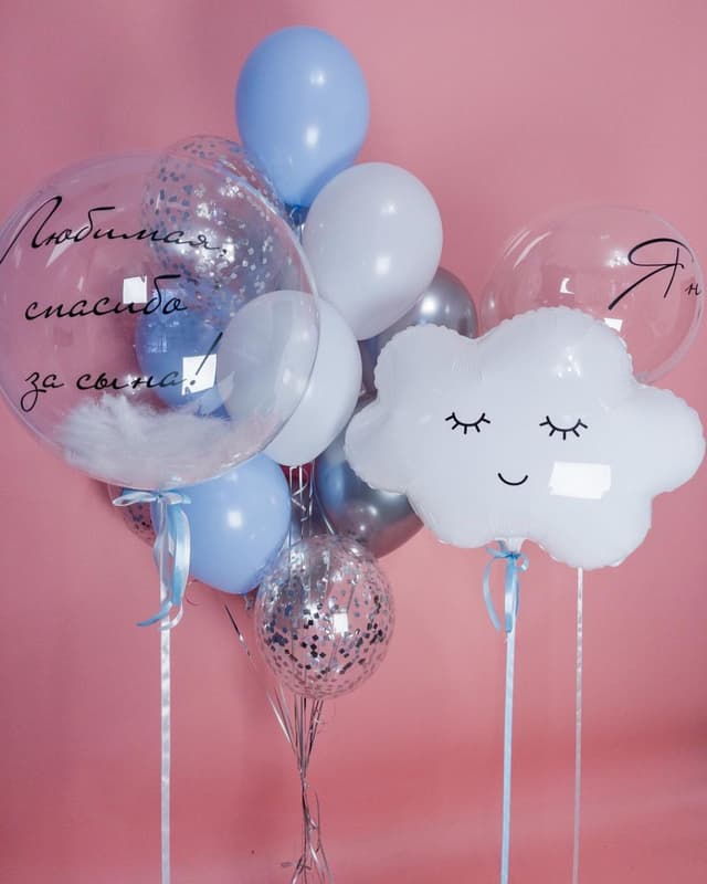 Композиция из шаров "На облачке" Композиция из шаров "На облачке"