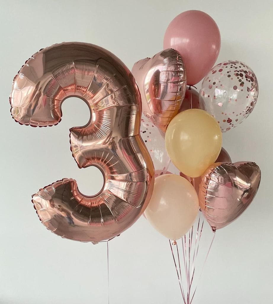 Композиция из шаров "Розовое золото"