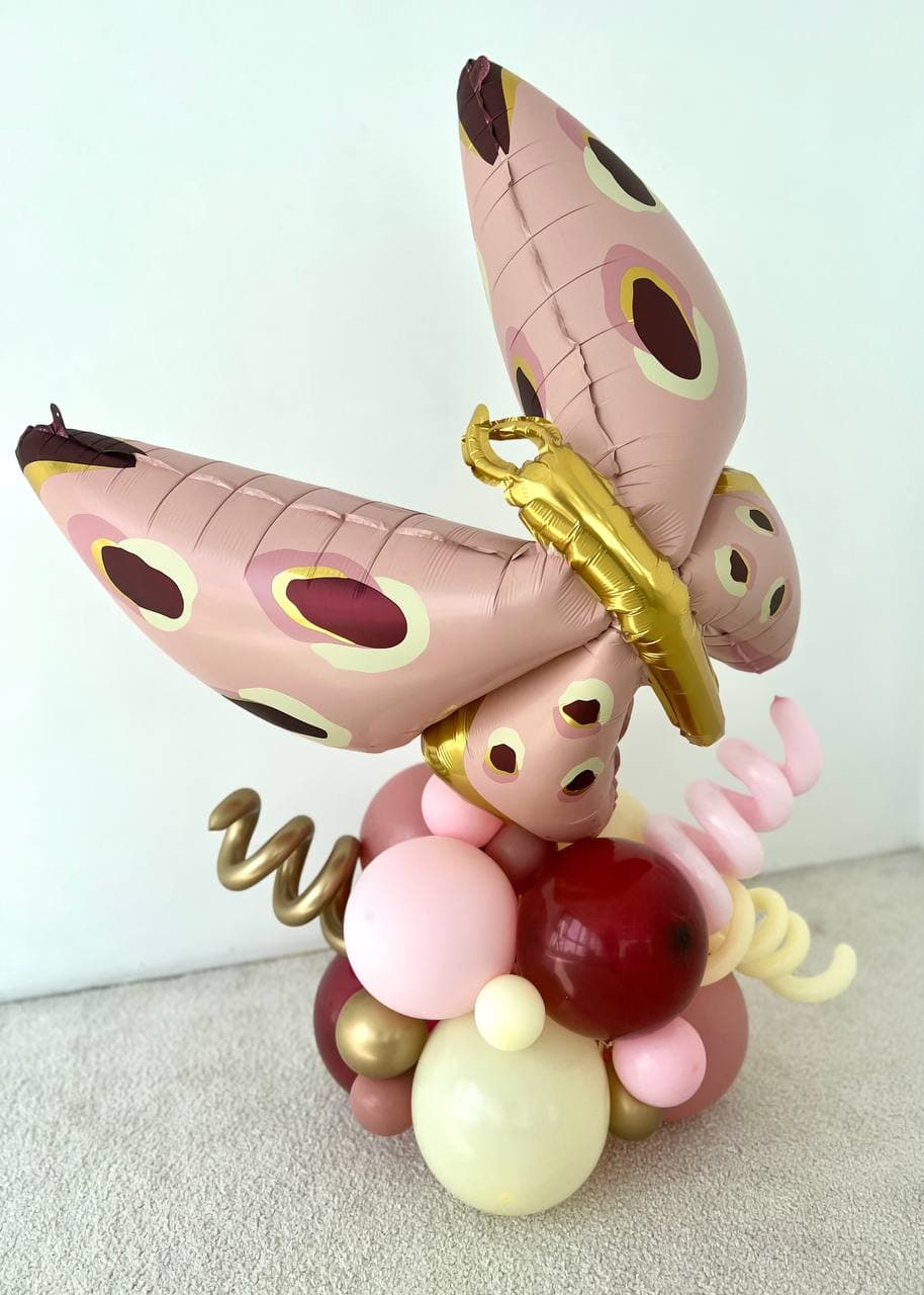 Композиция из шаров с воздухом «Бохо бабочка»