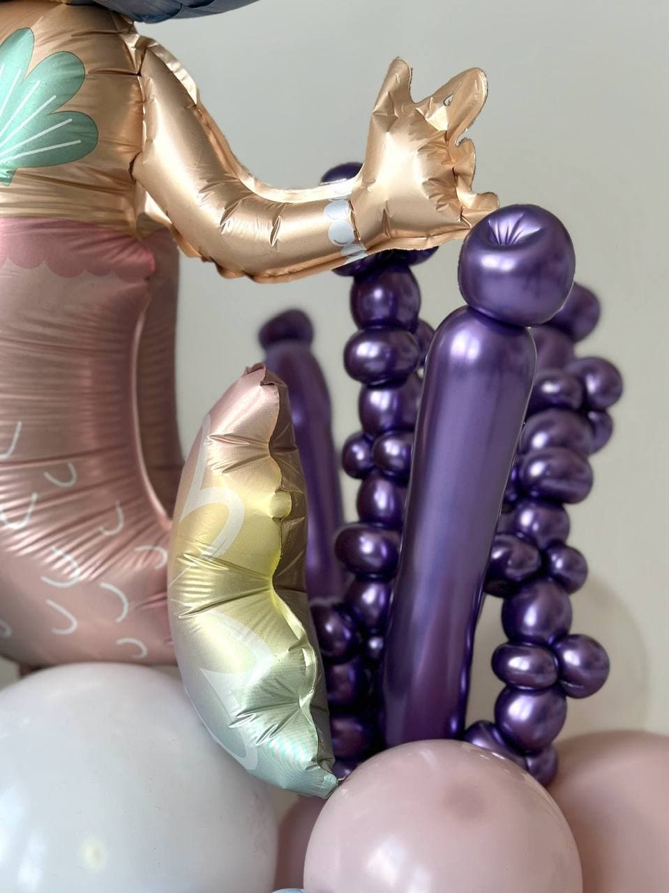 Композиция из шаров с воздухом «Маленькая Русалочка»