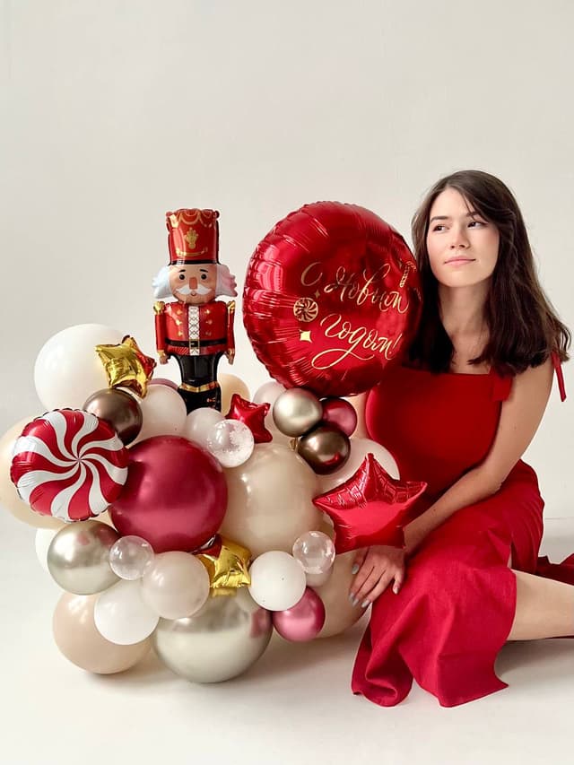 Композиция из шаров с воздухом «Новогодний праздник» Композиция из шаров с воздухом «Новогодний праздник»