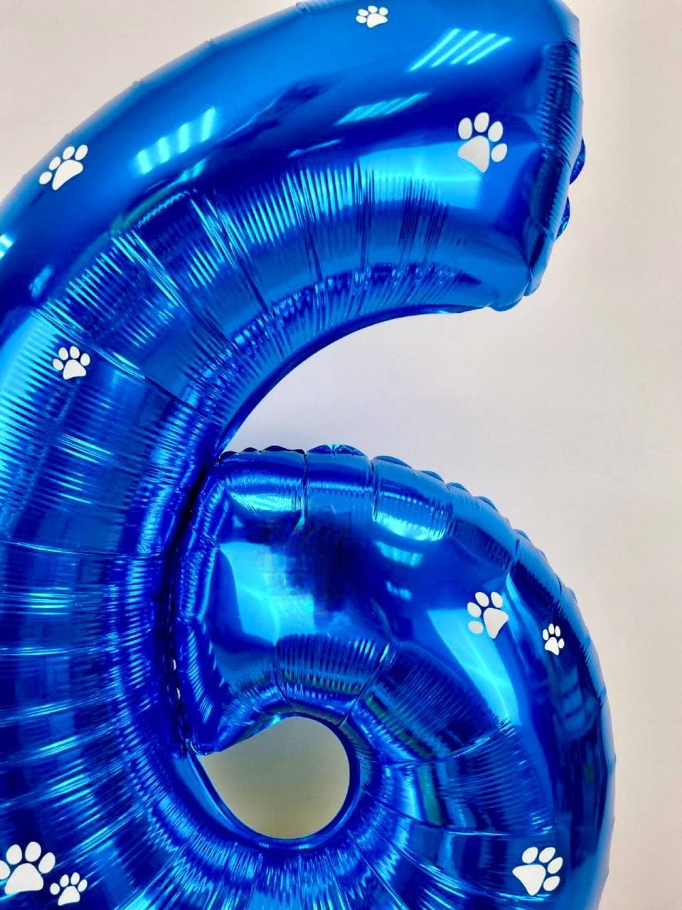 Композиция из шаров с воздухом «Цифра щенячий патруль»