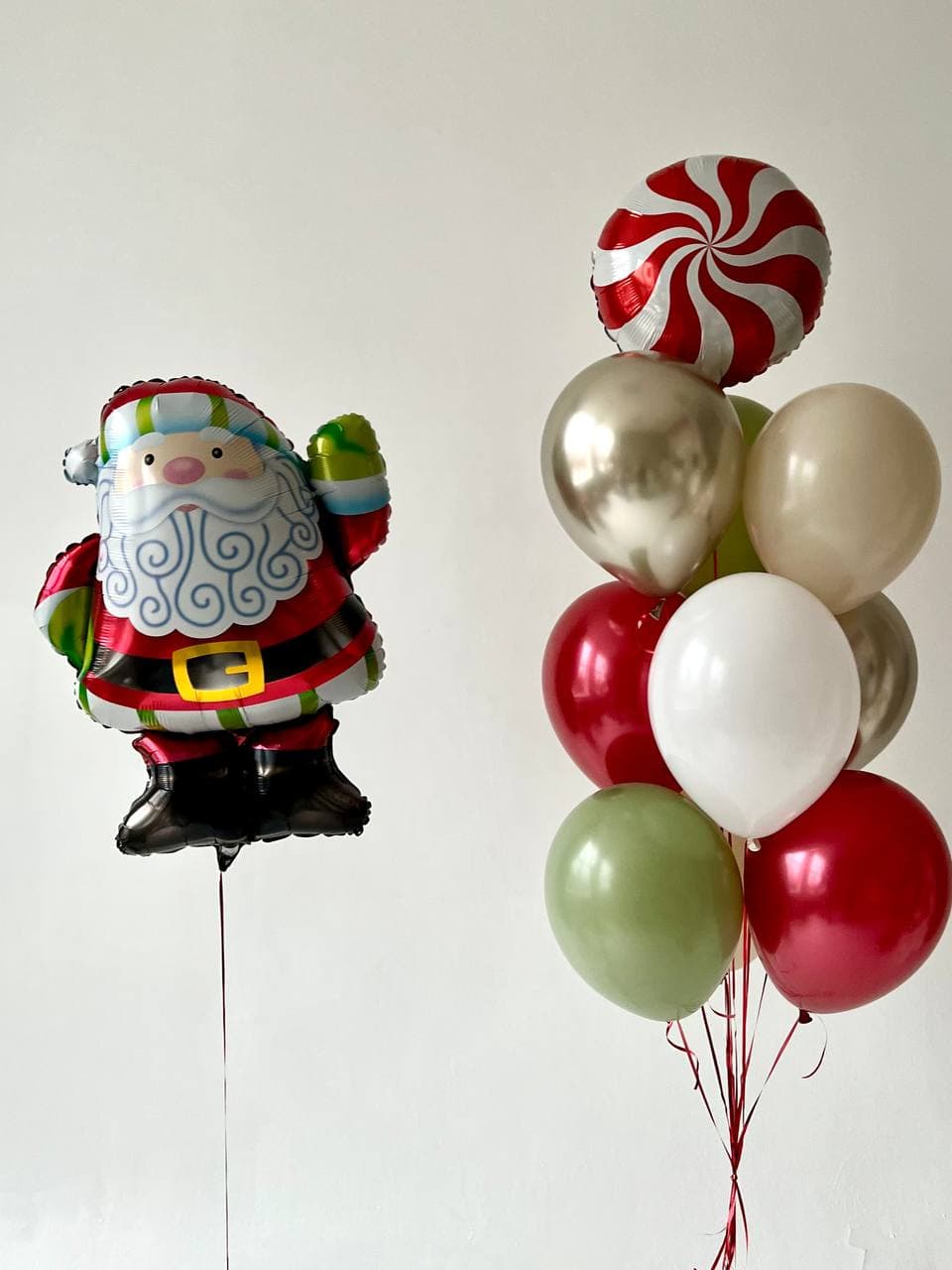 Композиция из шаров «Санта Клаус»