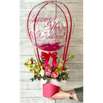 Композиция из цветов + шар bubbles с надписью "С любовью" Композиция из цветов + шар bubbles с надписью "С любовью"