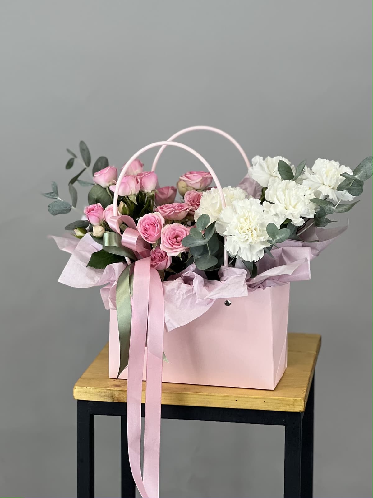 Нежная композиция "Strawbeery and cream"