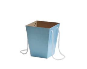 Коробка для цветов Голубая 125*180*225 мм Коробка для цветов Голубая 125*180*225 мм