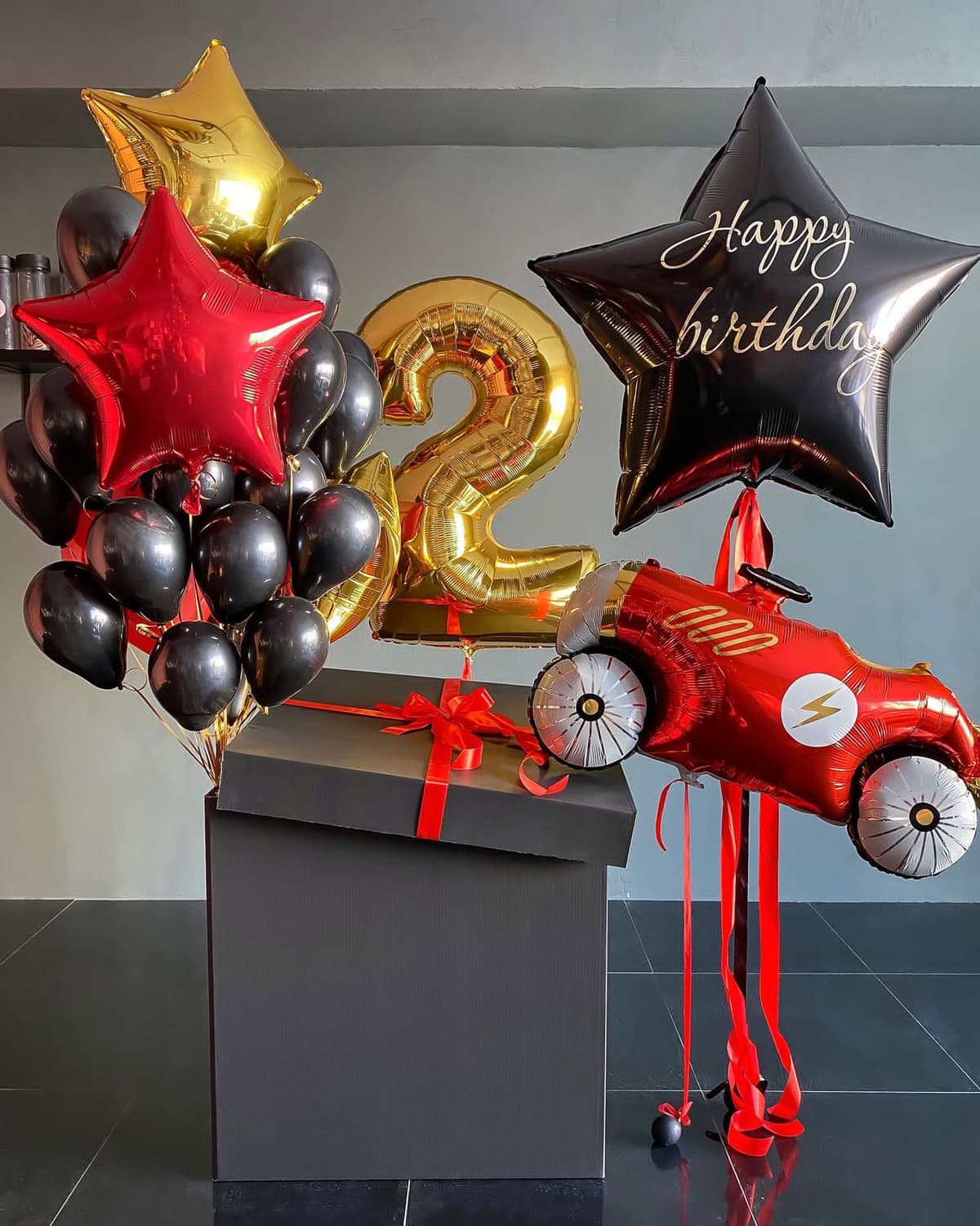 Коробка сюрприз "Гоночная машина"