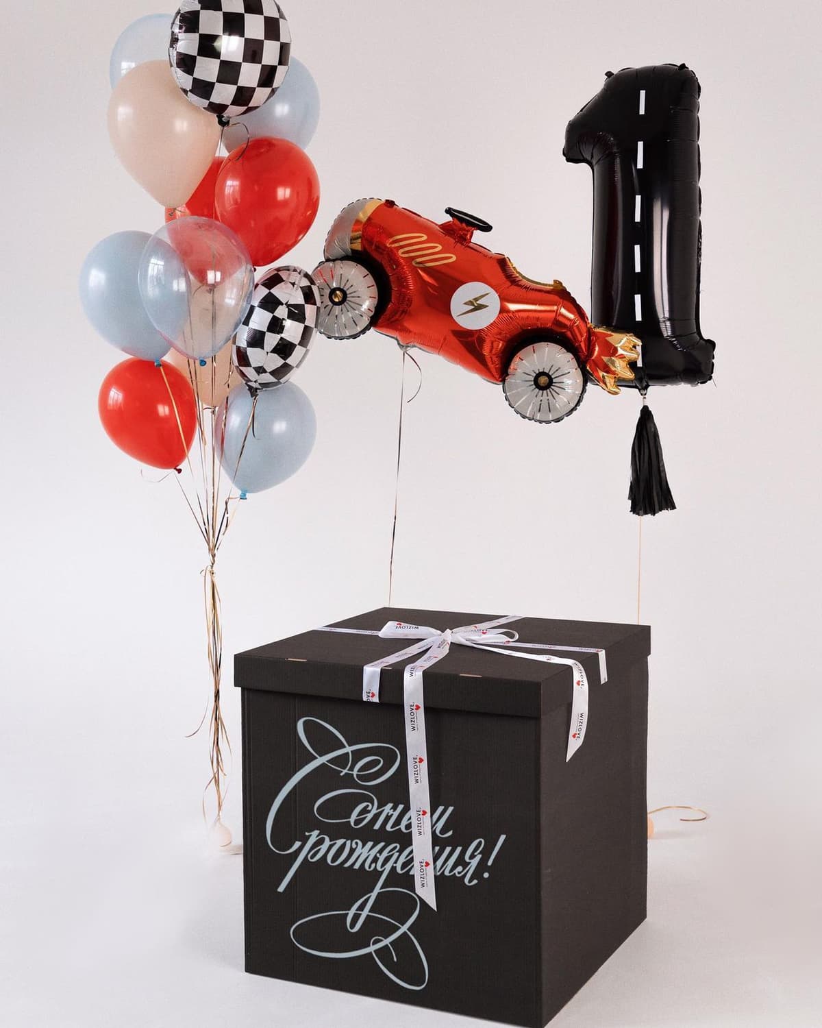 Коробка сюрприз "Тачки"