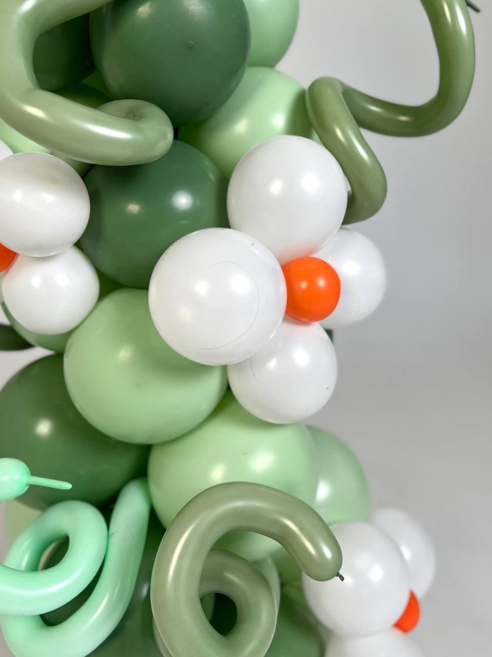 Оформление из шаров «Радуга и Полянка»