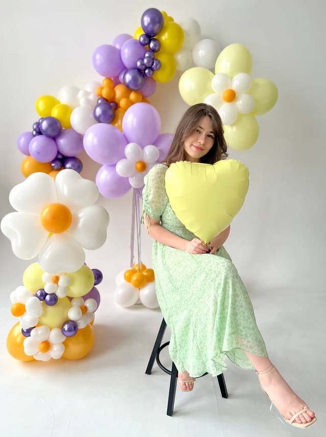 Оформление из шаров «Цветик-Семицветик» Оформление из шаров «Цветик-Семицветик»