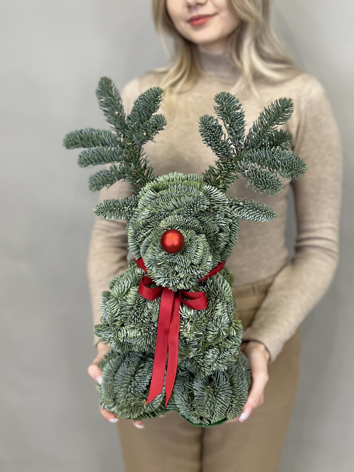 Олень из елки "Рудольф"