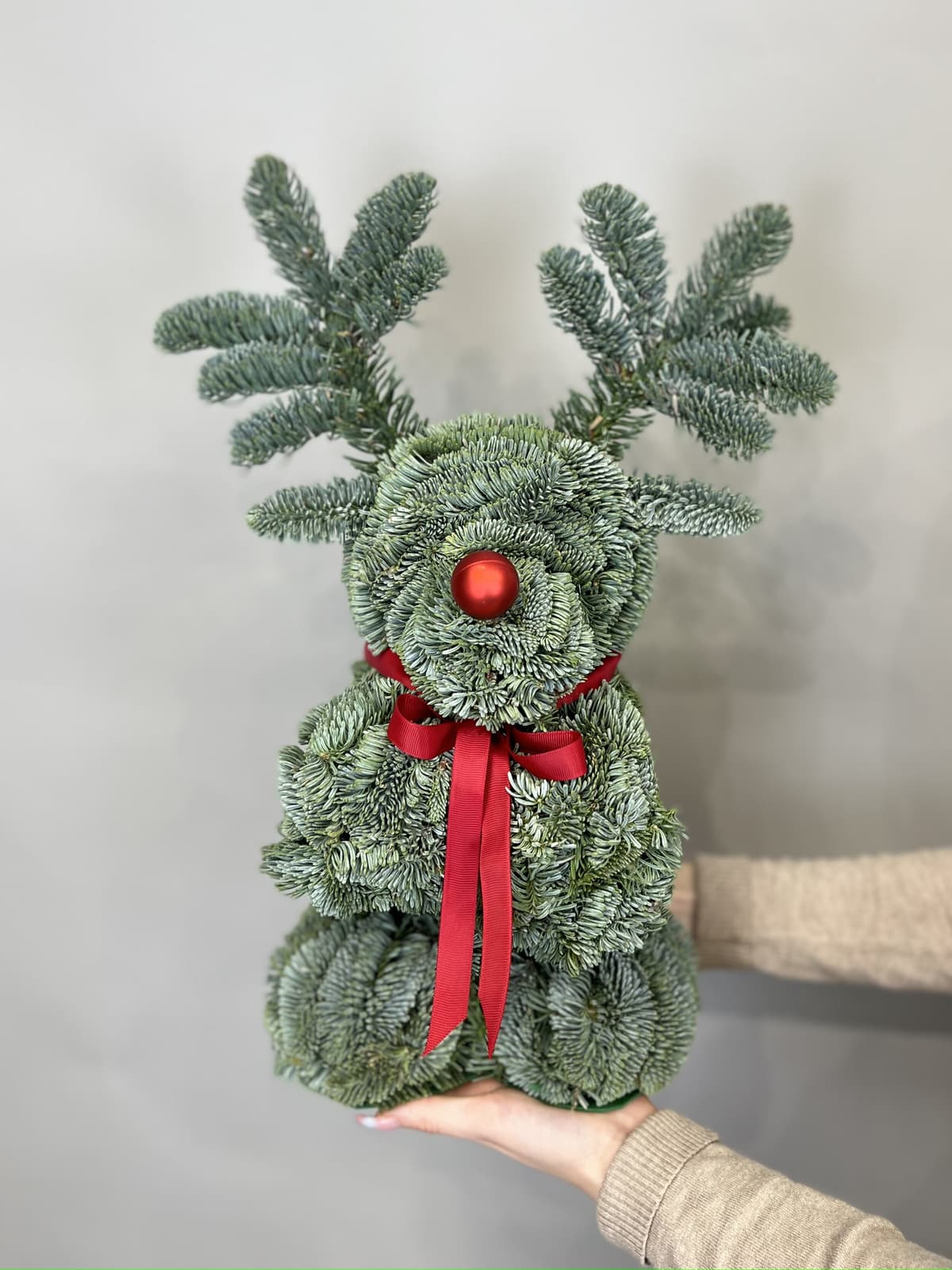 Олень из елки "Рудольф"