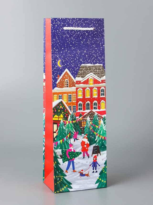 Пакет подарочный новогодний под бутылку, упаковка «Праздник в городе», 12×36×8.5 см Пакет подарочный новогодний под бутылку, упаковка «Праздник в городе», 12×36×8.5 см