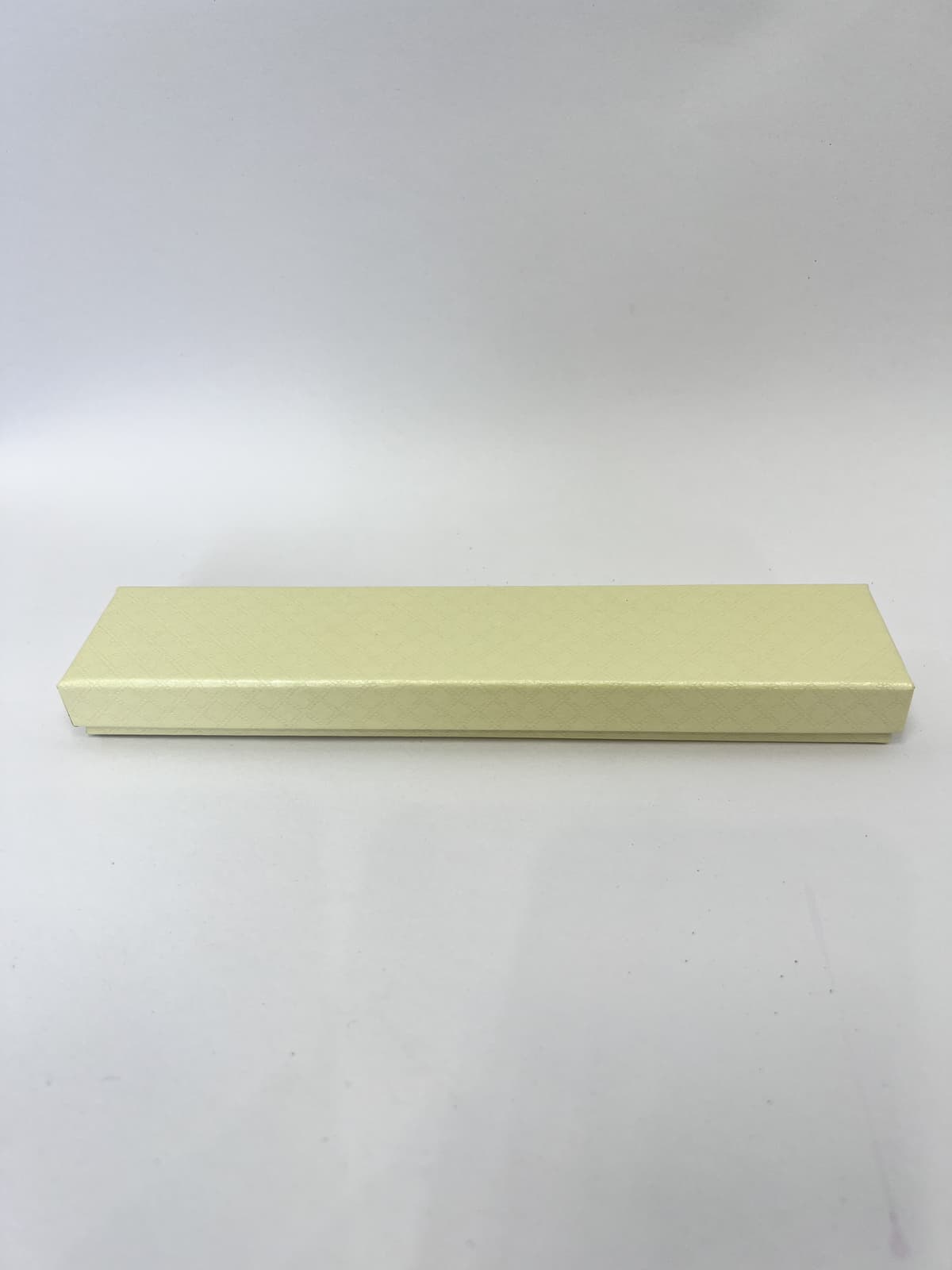 Подарочная коробка 21 х 4 см, в ассортименте