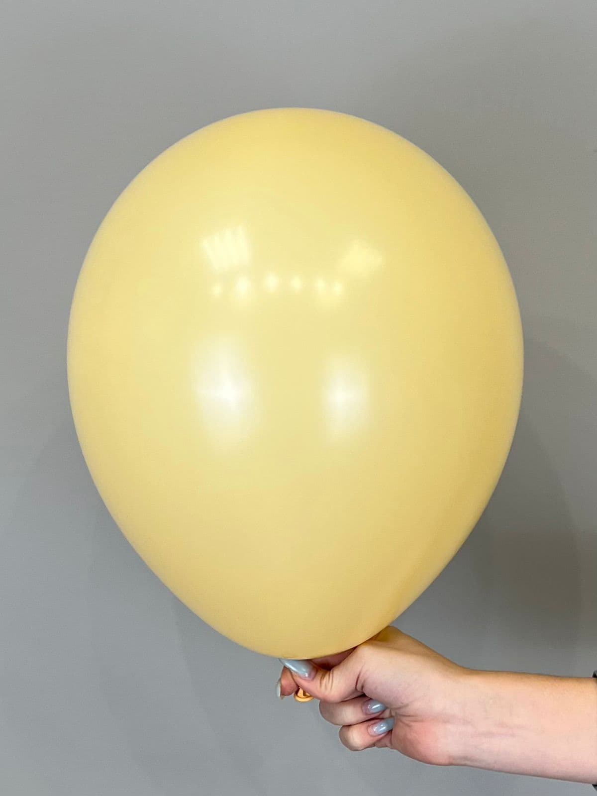 Шар пастель светлый бежевый 30 см