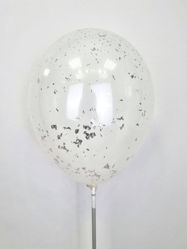Шар стеклянный (шар в шаре) белый с конфетти блестки серебро 30см Шар стеклянный (шар в шаре) белый с конфетти блестки серебро 30см