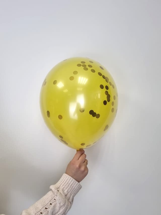 Шар стеклянный (шар в шаре) желтый с конфетти золото 30 см Шар стеклянный (шар в шаре) желтый с конфетти золото 30 см