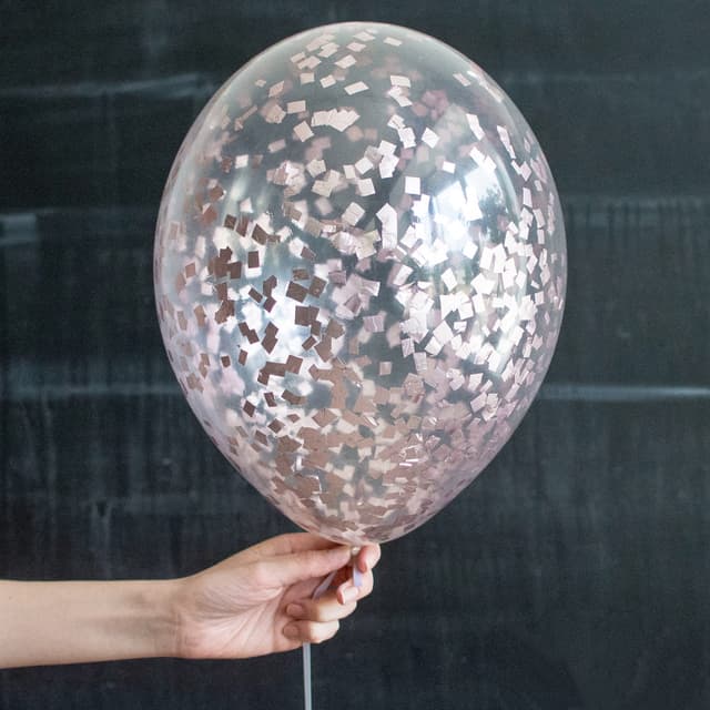 Шарик с квадратным конфетти (розовое золото) Шарик с квадратным конфетти (розовое золото)