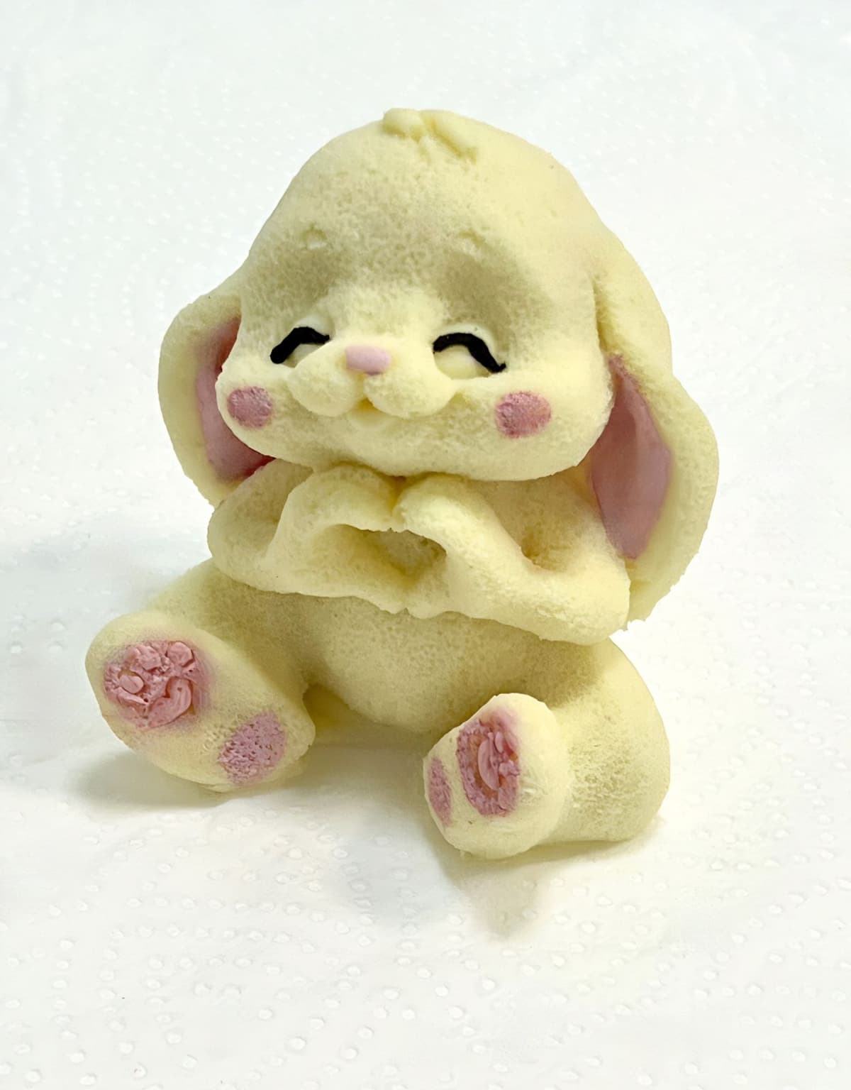 Шоколадная фигура "Зайчик", белая в ассортименте