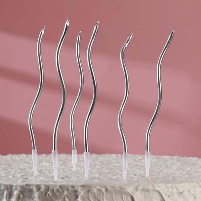 Свечи для торта "Серпантин" 6 шт, 12 см, коктейльные, серебристые Свечи для торта "Серпантин" 6 шт, 12 см, коктейльные, серебристые