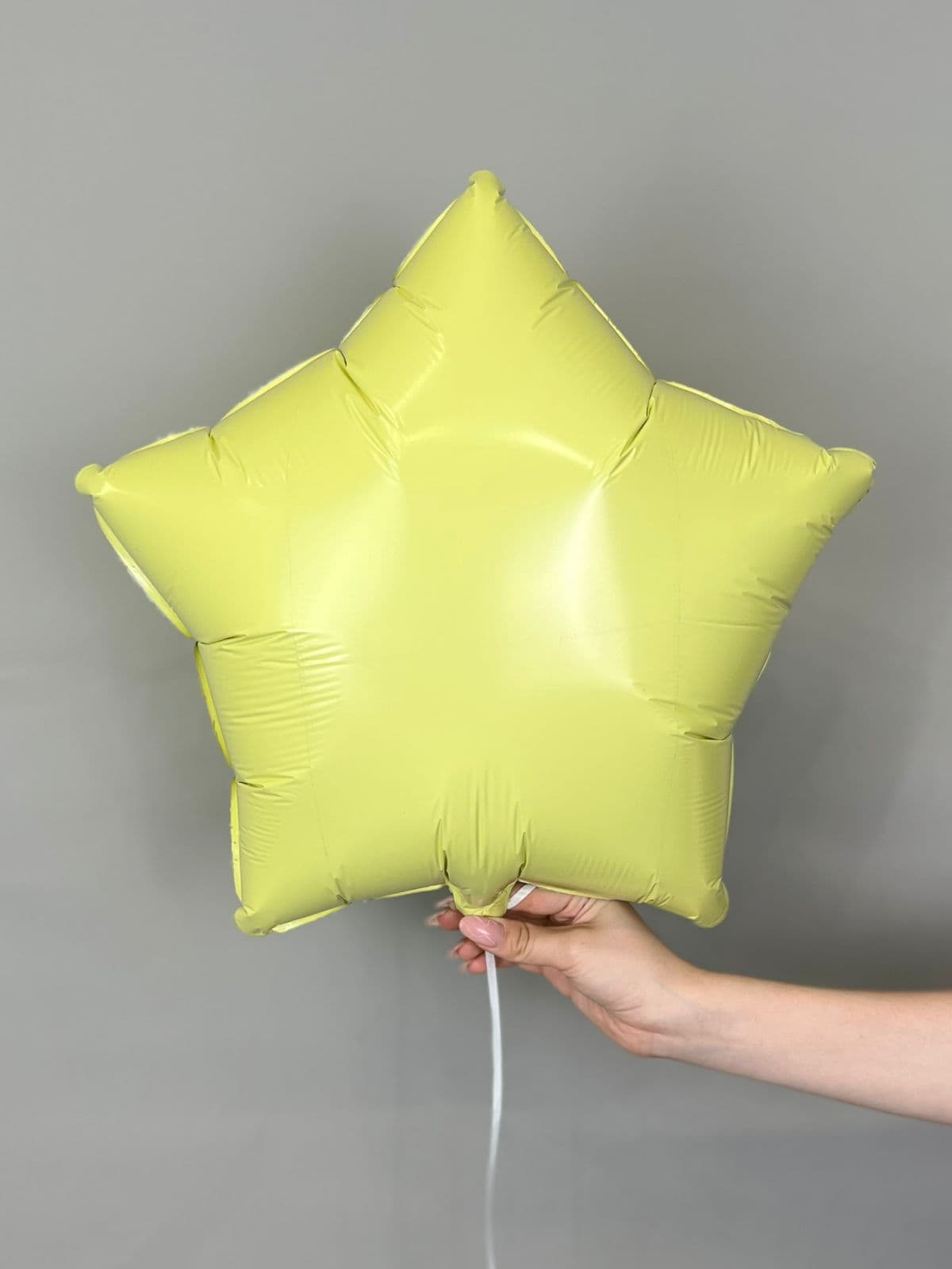 Звезды 45 см пастель желтые, матовые