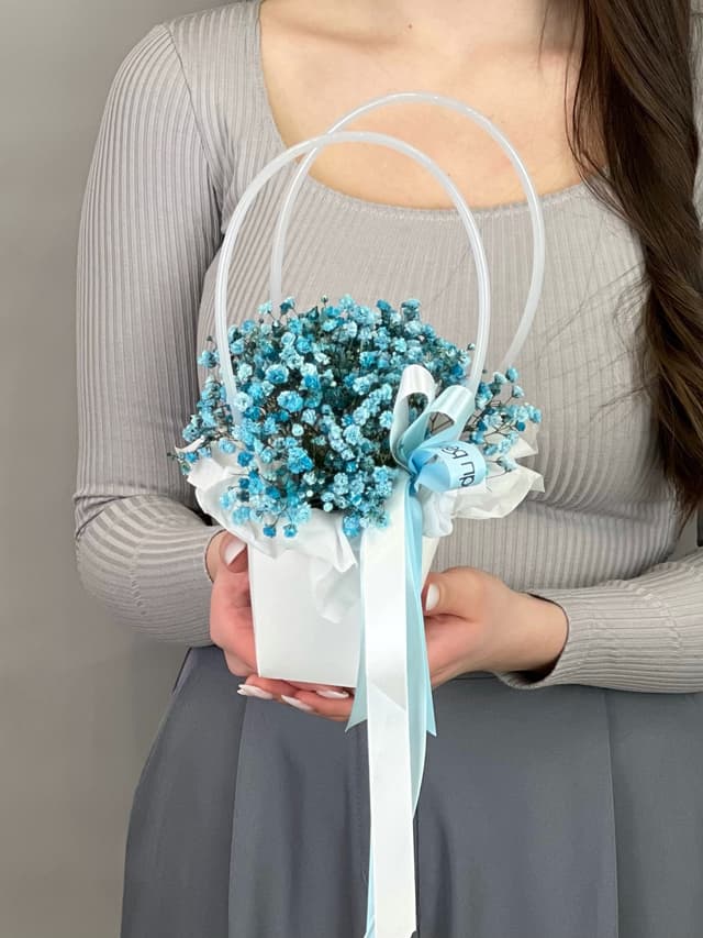 Композиция из гипсофилы в сумочке "Blue" XS Композиция из гипсофилы в сумочке "Blue" XS